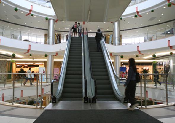 Escalator and Conveyor Belt.